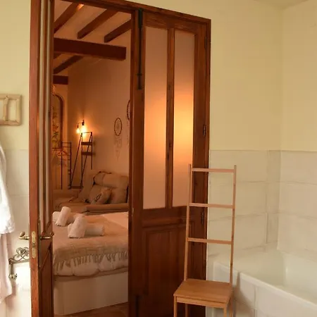 Casa Mistela Bed and breakfast 3*