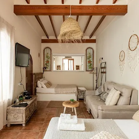 Casa Mistela Bed & Breakfast Jalon